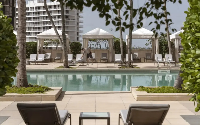 Отель Four Seasons Miami