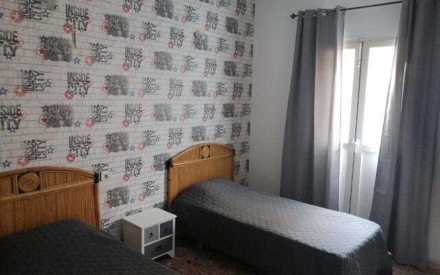 Hostal Alcaravaneras - Adults Only