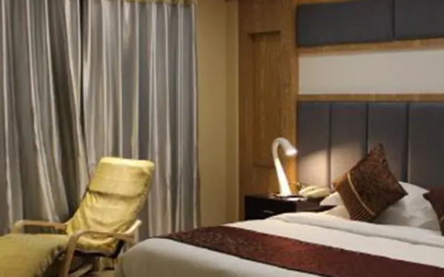 Nyingchi Zhongxing Garden Hotel