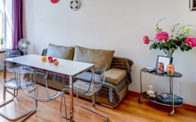 Apartments Bud kak doma on Nevskiy avenue, bld. 53