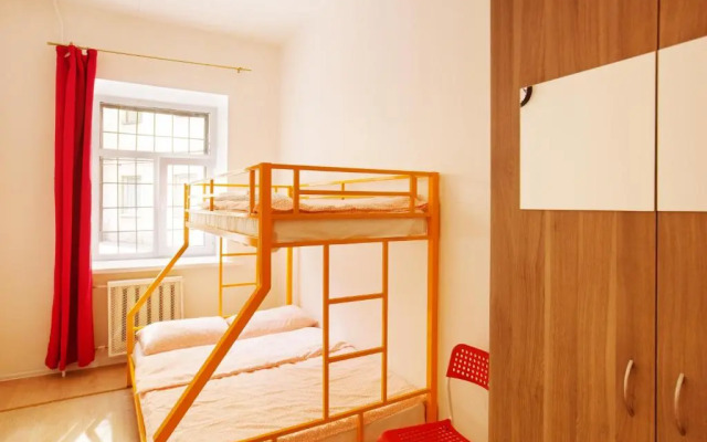 Hostel Like on Neva