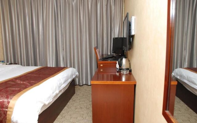 Super 8 Hotel (Sapporo Railway Station Stadium)