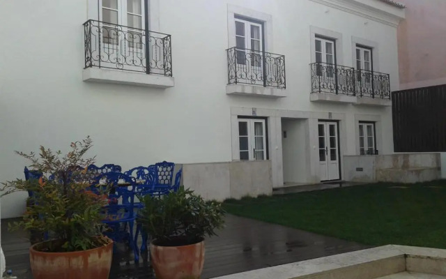 Alma Moura Residences