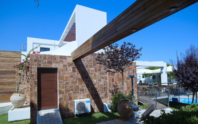 Minos Village