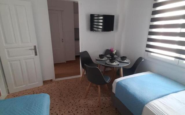 Flora Rooms & Apartments