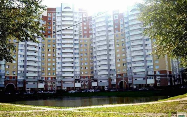 Na Pionerskoy Apartments