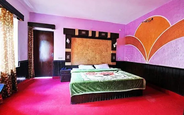 Hotel Devidyar