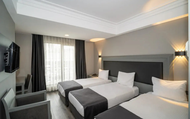 Grand S Hotel