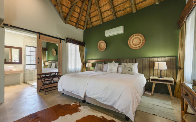 Mziki Safari Lodge