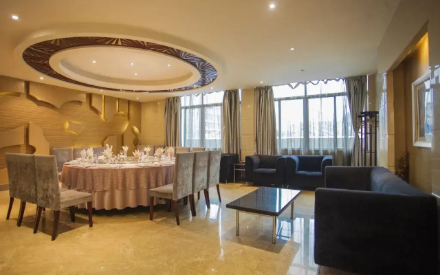 Atour Hotel (Ankang Hi-Tech Industrial Development Zone Ruizhi)