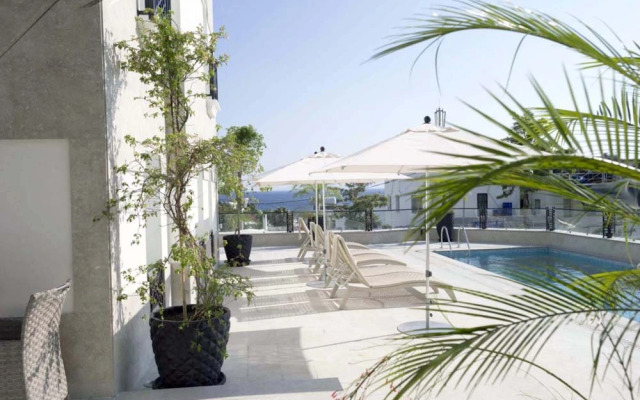 Ena Boutique Hotel & Residences