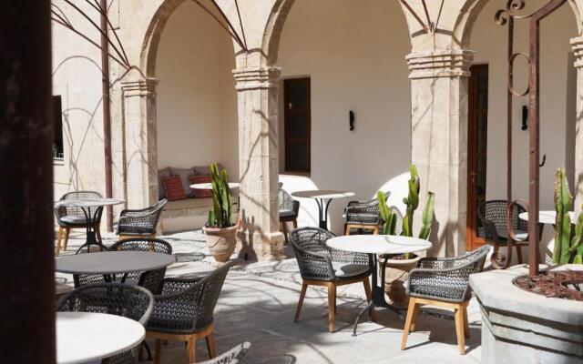 Juz de Yartan Arthotel