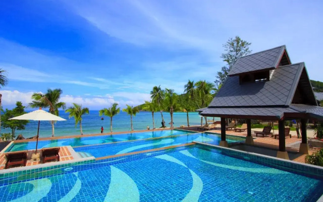 Salad Buri Resort & Spa (SHA Plus+)