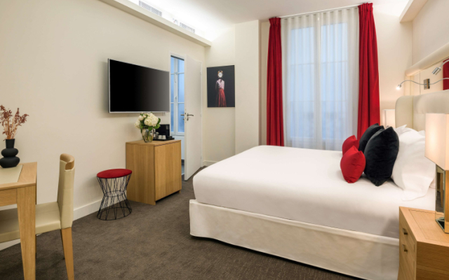 Paris Gare de l´Est - Tapestry Collection by Hilton