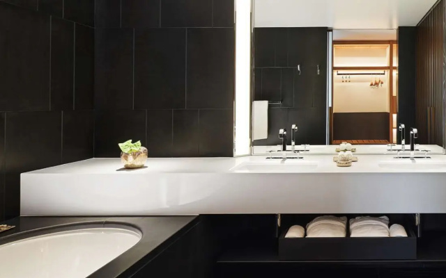 Deluxe Double room with Skyline view (풀 더블 침대) 사진 3