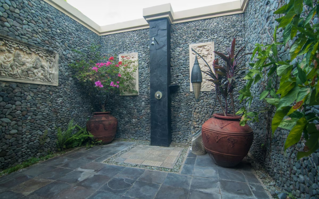 Amertha Bali Villas Beach Front Resort and Spa