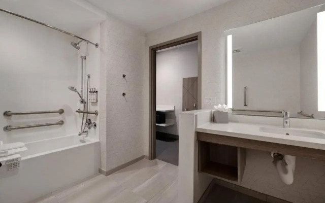Holiday Inn Express & Suites Chino Hills by IHG