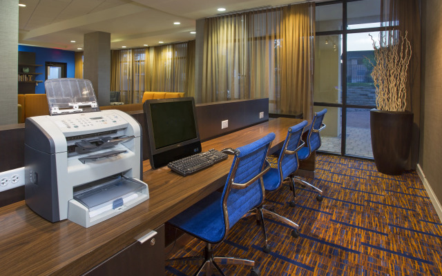 Courtyard by Marriott Austin Airport