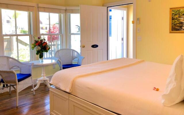 Admirals Landing - Adults Only