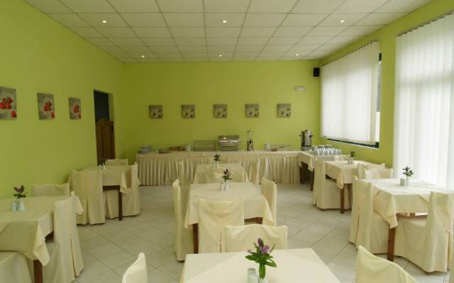 Serenity Luxury Boutique Hotel Agrilia