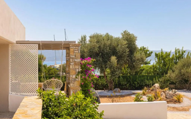 Chariclea Villa