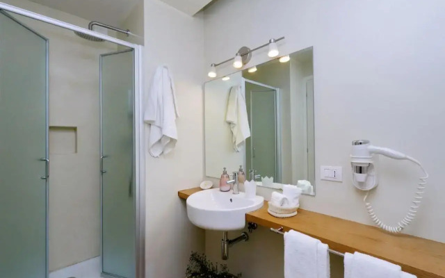 Amaranto Romano Hotel