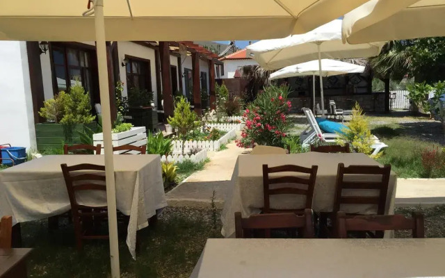 Tamara Beach Konuk Evi