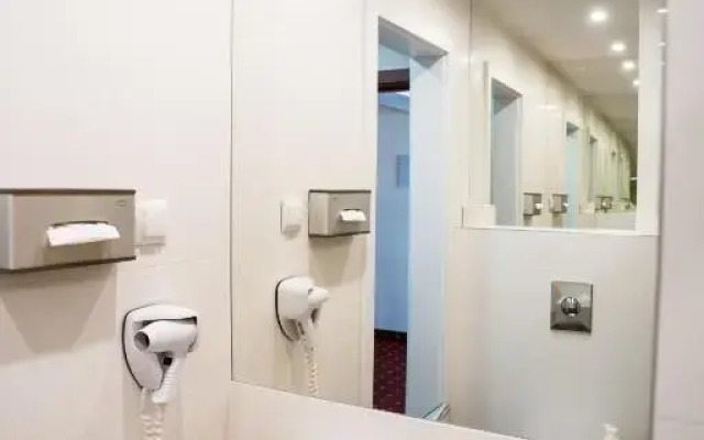 Gold Hotel