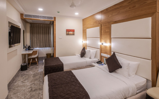 RKN Grand Hotel