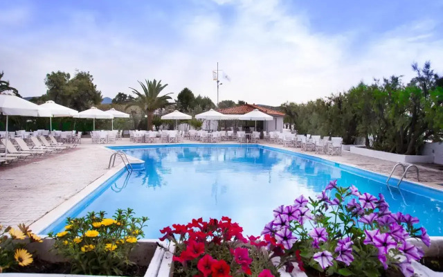 The Grove Seaside Hotel