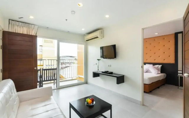 Grand Bella Hotel