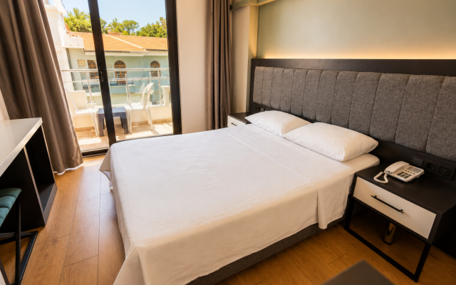 Hotel London Blue