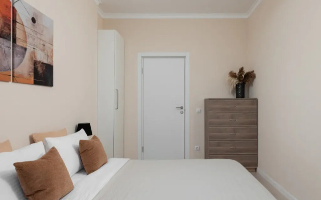 S Potryasayuschim Vidom Na Park Apartments
