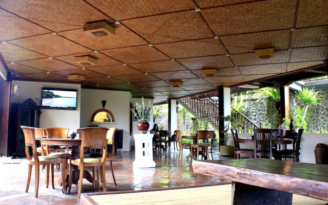 Junjungan Ubud Hotel & Spa