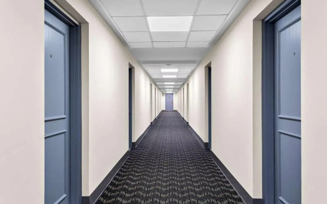 SureStay Plus by Best Western Windsor