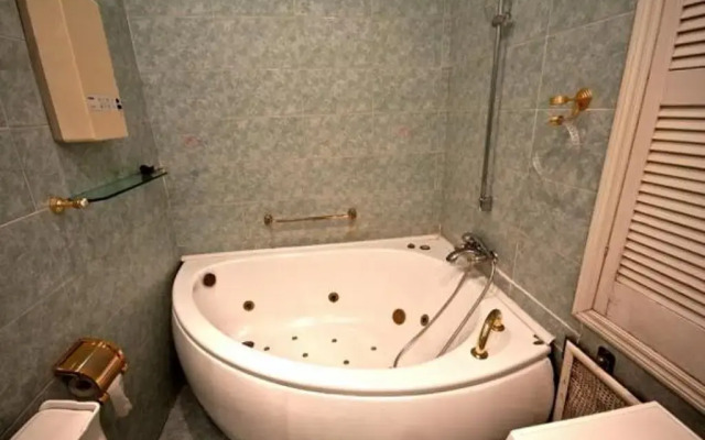 Versal Na Brestskoy Living Quarters