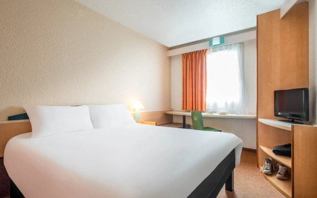 B&B Hotel Niort Sud Venise Verte