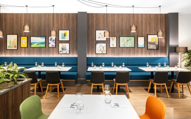 Holiday Inn Leicester by IHG