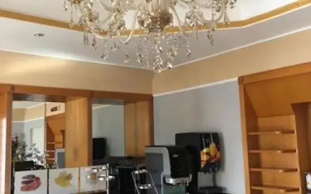 Hotel Tritone