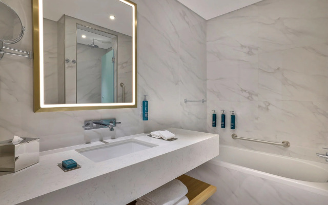 Hilton Garden Inn Dubai Business Bay