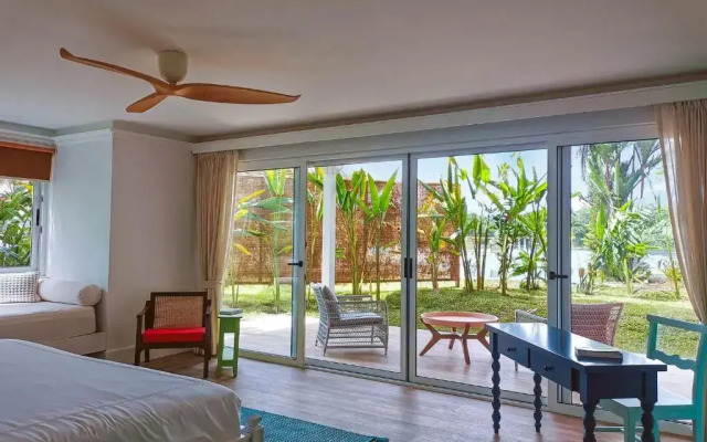 Tortuga Lodge