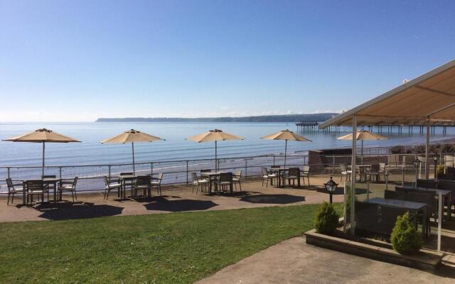 Redcliffe Hotel