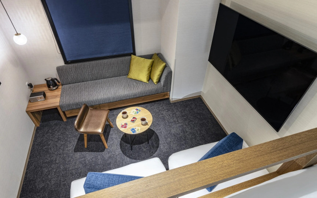 2 Single Beds + 1 Loft Bed Triple room 사진 3