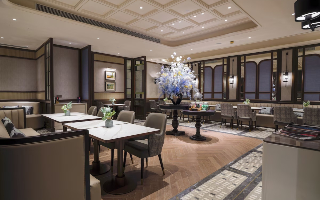 Crowne Plaza Shanghai Nanjing Road by IHG