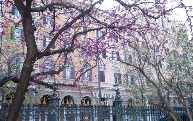 Napoleon Hotel