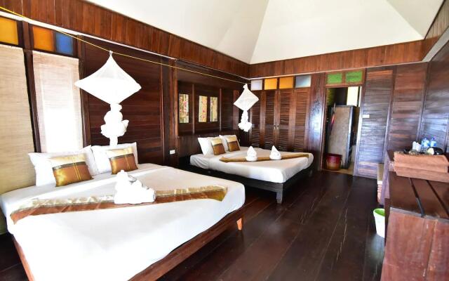 Koh Ngai Thanya Beach Resort Hotel
