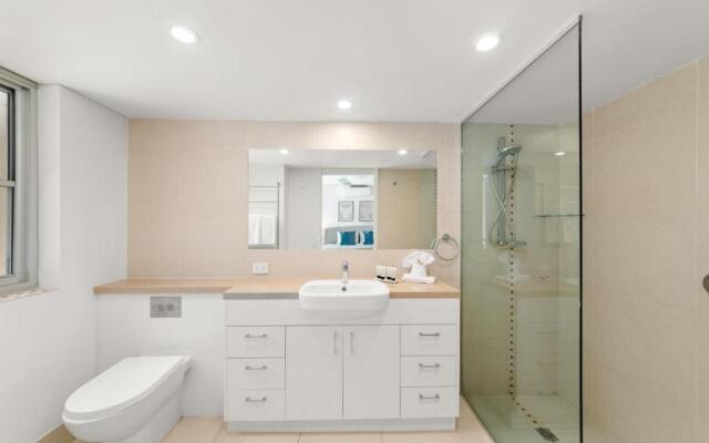 Maison Noosa Beachfront Resort