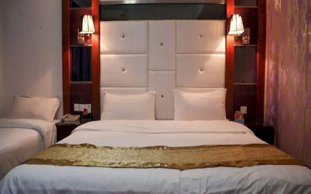 China Century Comm Meree Hotel