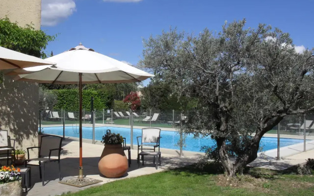 Val Baussenc, The Originals Relais