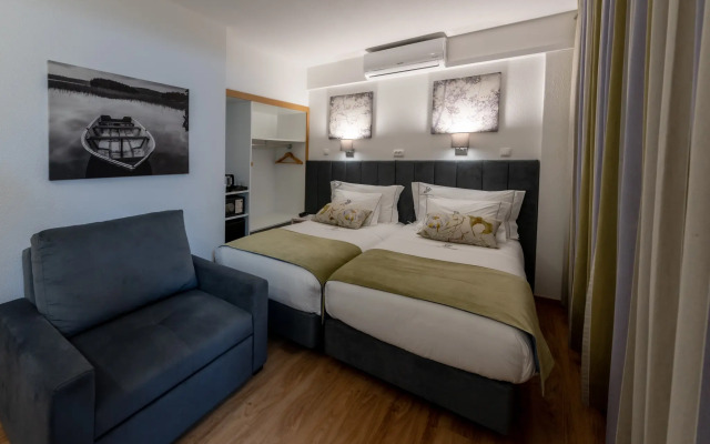Dinya Lisbon Hotel